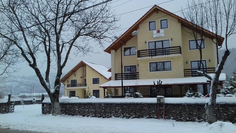 Camves Inn Sighetu Marmaţiei 외부 사진